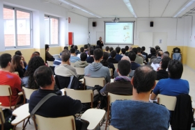 Segona trobada cicle de conferencies de TICAnoaia a alumnes del Institut Milà i Fontanals